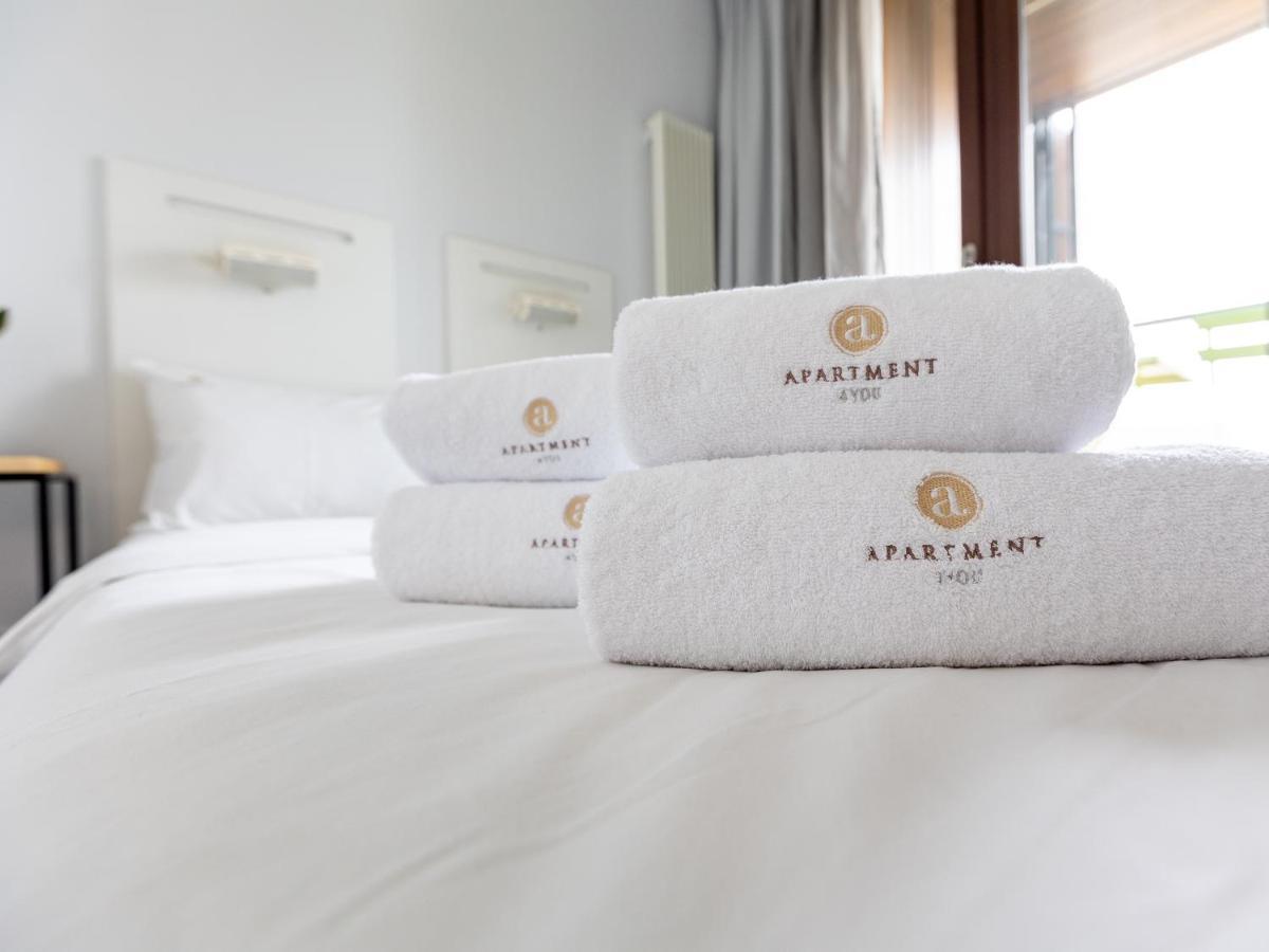 Kolejowa Aparthotel Varsó Kültér fotó