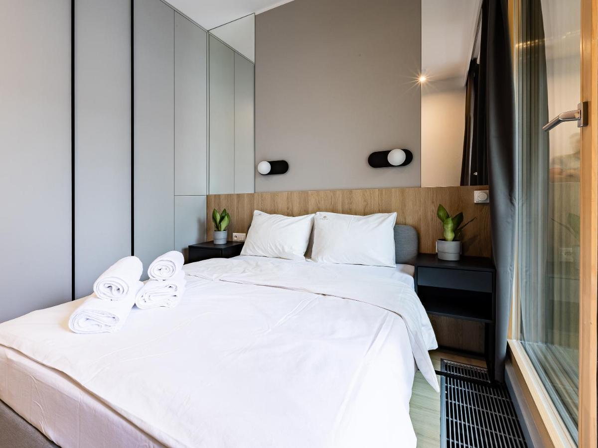 Kolejowa Aparthotel Varsó Kültér fotó