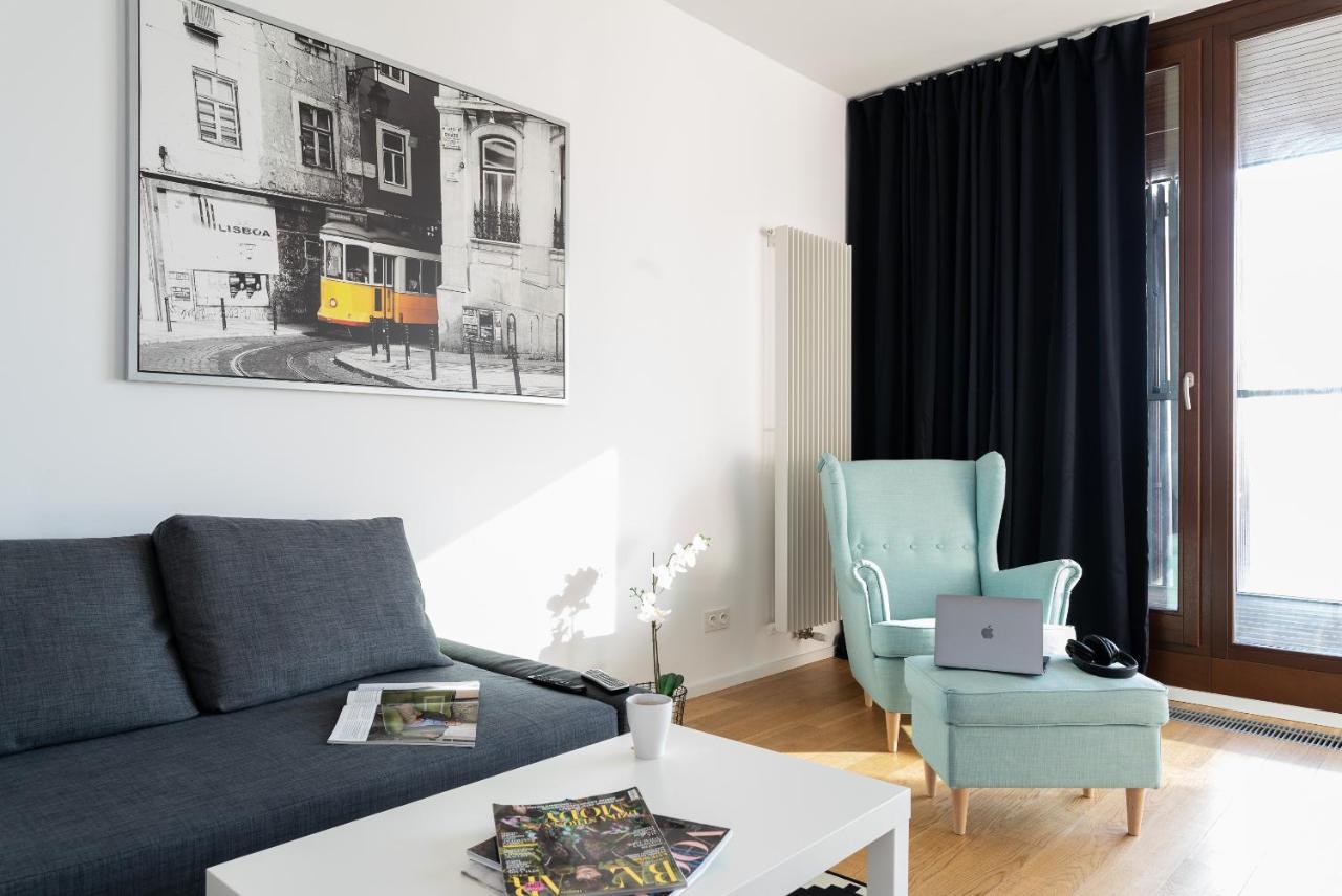 Kolejowa Aparthotel Varsó Kültér fotó