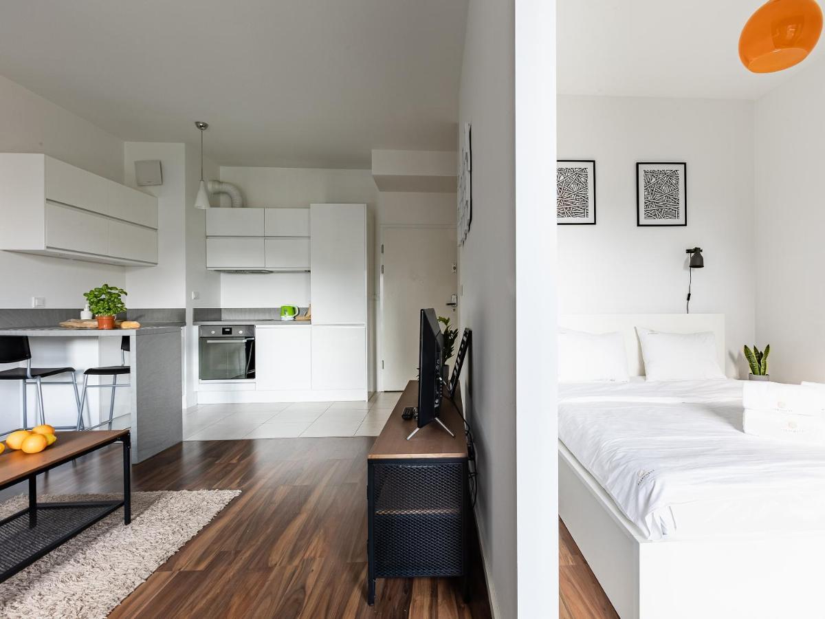 Kolejowa Aparthotel Varsó Kültér fotó