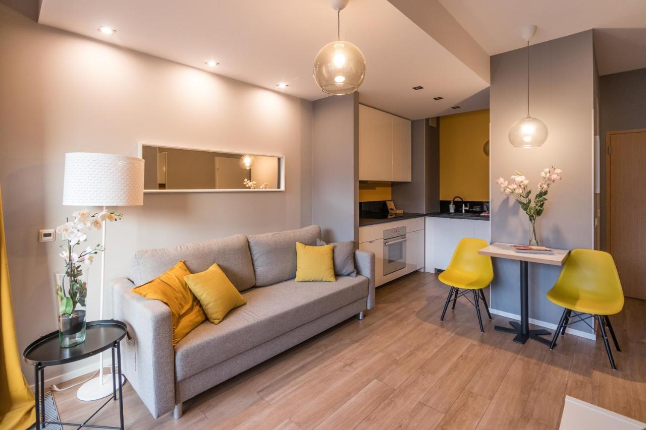 Kolejowa Aparthotel Varsó Kültér fotó