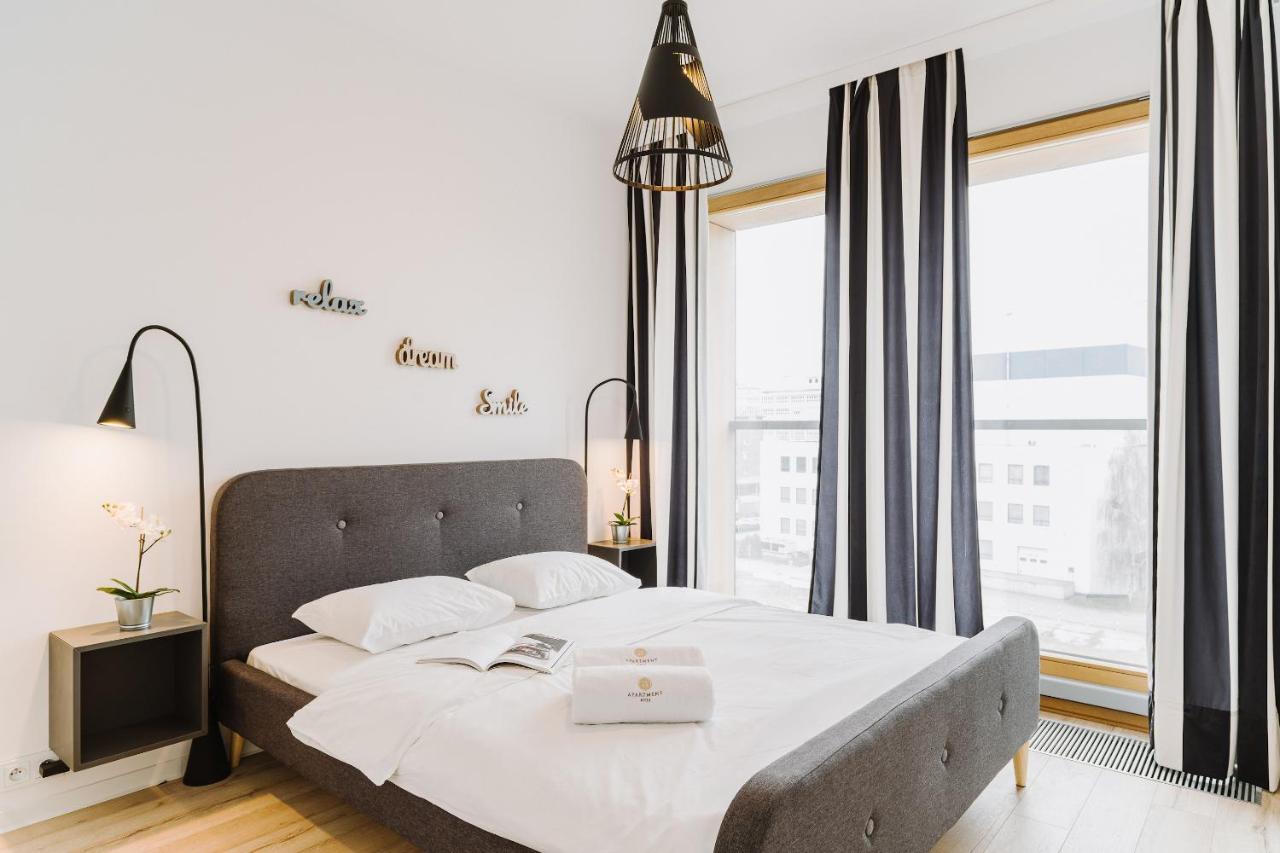 Kolejowa Aparthotel Varsó Kültér fotó