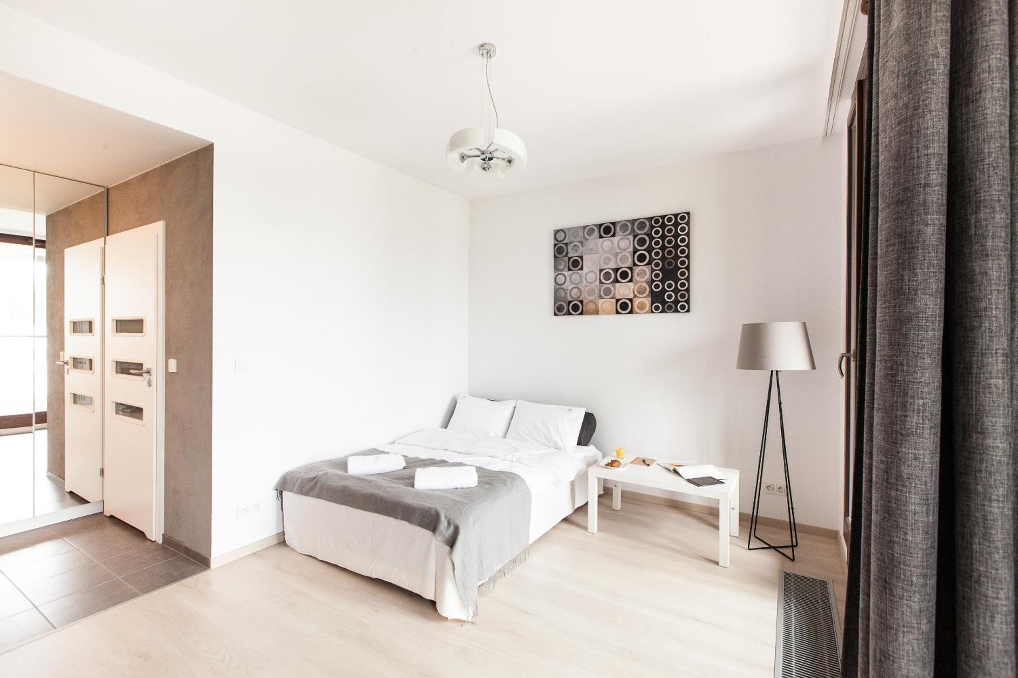 Kolejowa Aparthotel Varsó Kültér fotó